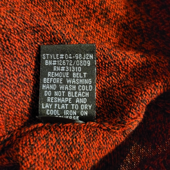 AB Studio Pull-Over Sweater Top - Picture 6 of 6